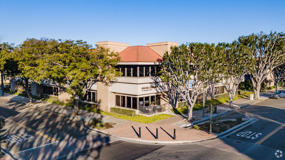 More Photos Of 250 El Camino Real, Tustin Office For Lease