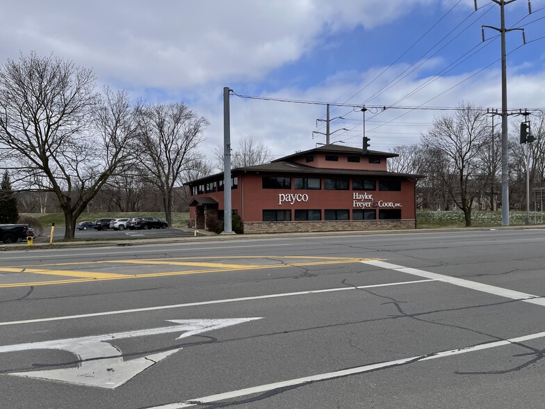 Primary Photo Of 585 Main St, Johnson City Medical For Lease