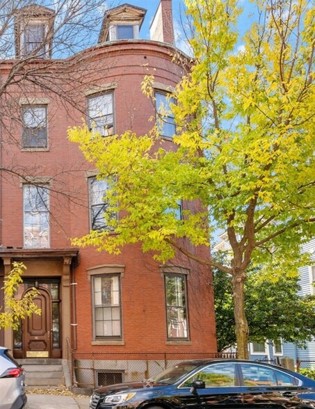 Primary Photo Of 46 High St, Charlestown Apartments For Sale