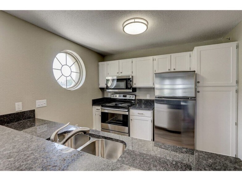 More Photos Of 234 W Main St, Waukesha Apartments For Lease