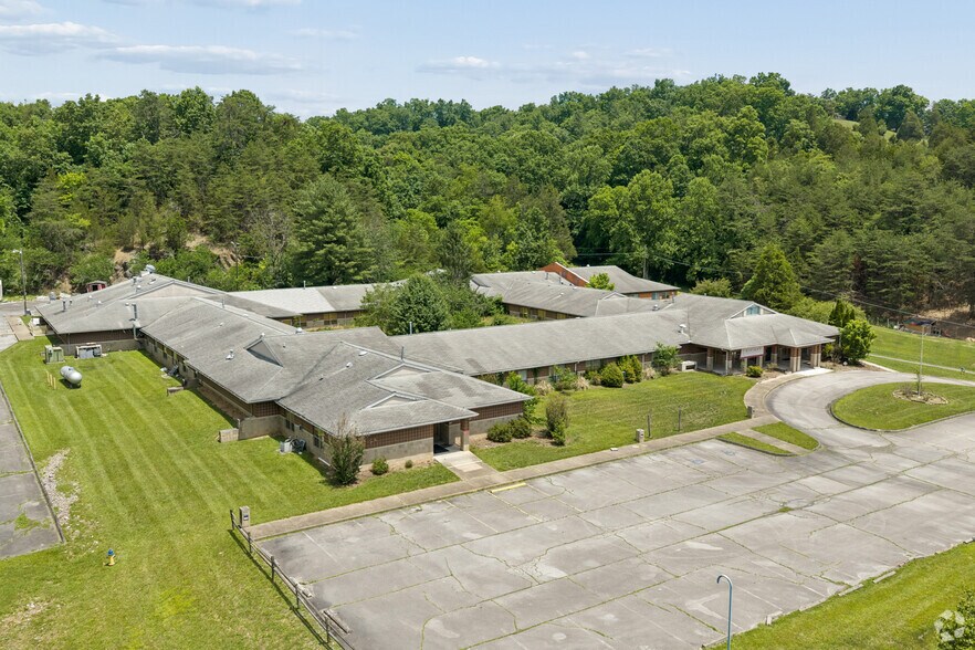 More Photos Of 250 Belle Brook Rd, Bristol Congregate Senior Housing For Sale