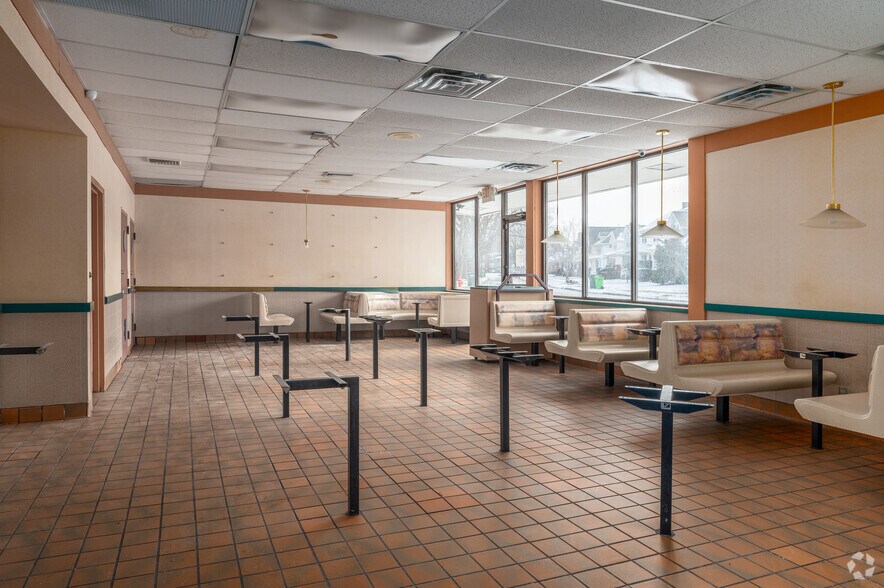 More Photos Of 4869 Turney Rd, Garfield Heights Fast Food For Sale