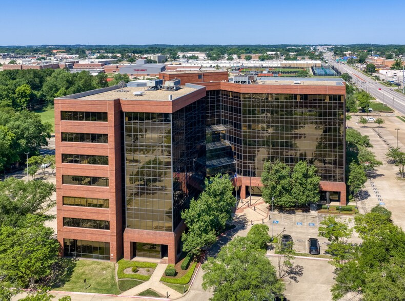 More Photos Of 909 ESE Loop 323, Tyler Office For Sale