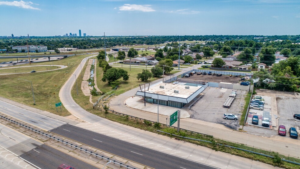 More Photos Of 3500 NW 39th St, Oklahoma City Office For Sale