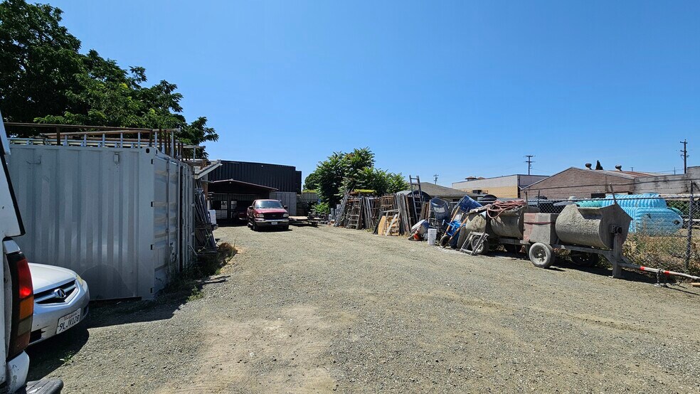 More Photos Of 532 Mckendrie St, San Jose Service For Sale