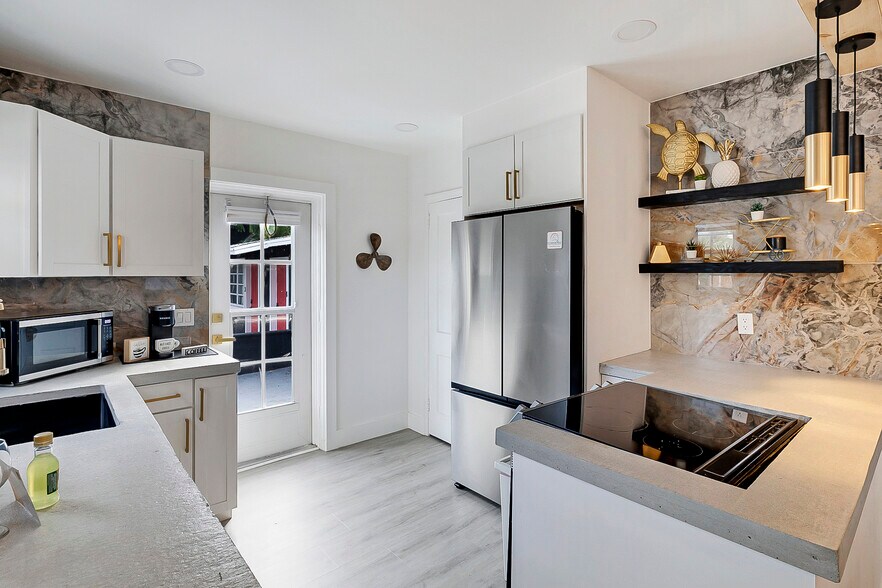 More Photos Of 402 Ocean Breeze, Lake Worth Beach Apartments For Sale