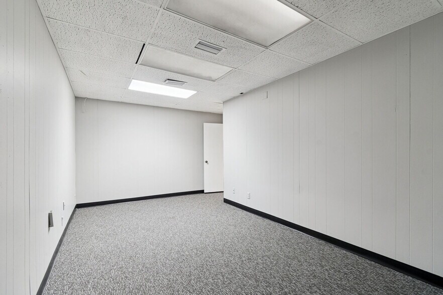 More Photos Of 715 McDuff Ave, Jacksonville Storefront Retail Residential For Sale