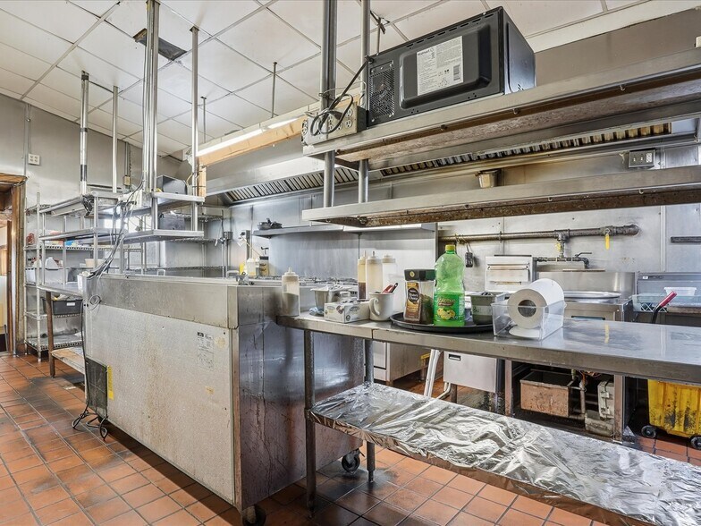 More Photos Of 1874 Route 611, Mount Pocono Restaurant For Sale