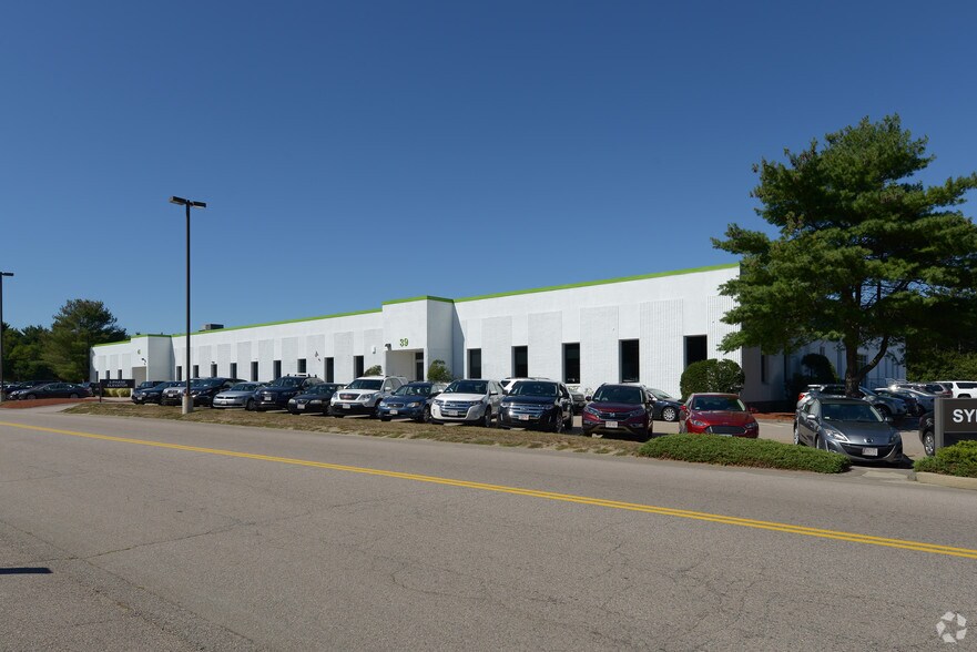 More Photos Of 39-41 Brooks Dr, Braintree Light Manufacturing For Lease