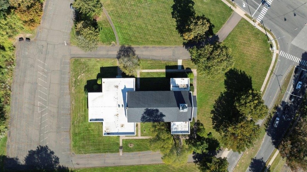 More Photos Of 235 Scarborough St, Hartford Land For Sale