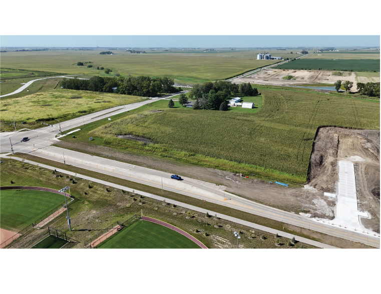 More Photos Of Douglas @ NW 10th St, Waukee Land For Sale