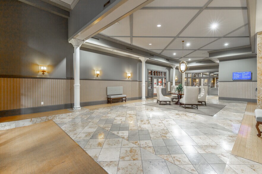 More Photos Of 800 Market St, Chattanooga Apartments For Sale