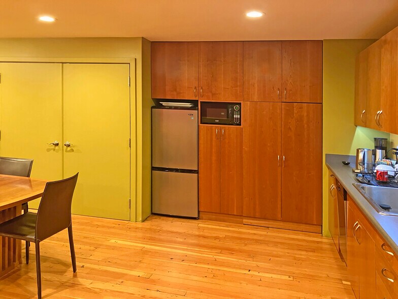 More Photos Of 1820 Solano Ave, Berkeley Storefront Retail Office For Lease