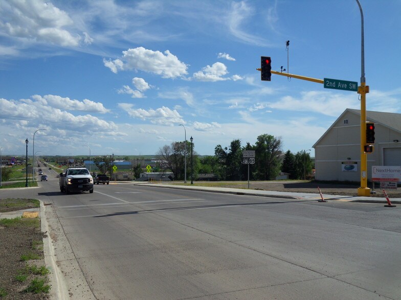More Photos Of 201 S Main St, Watford City General Retail For Sale