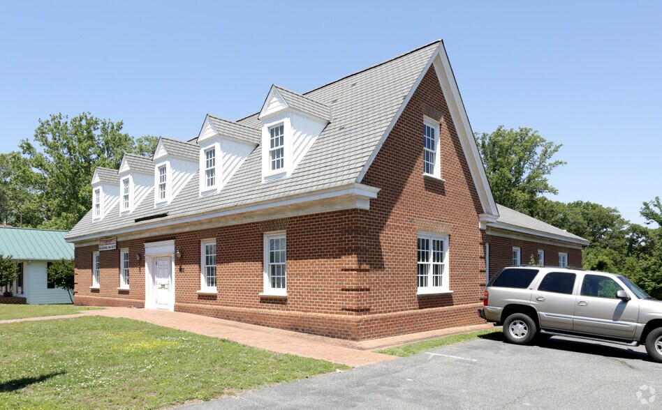 More Photos Of 15885 Kings Hwy, Montross Office For Sale