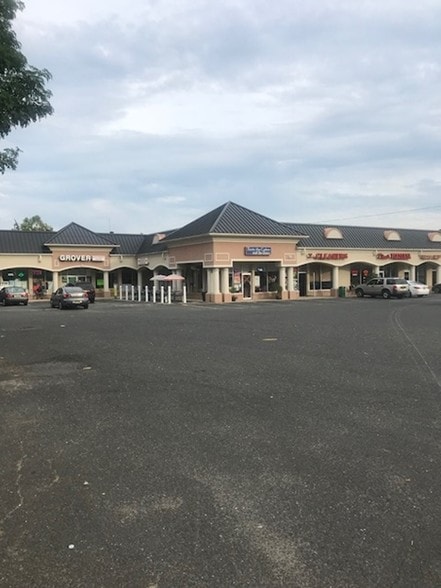 More Photos Of 179a South St, Freehold Unknown For Lease