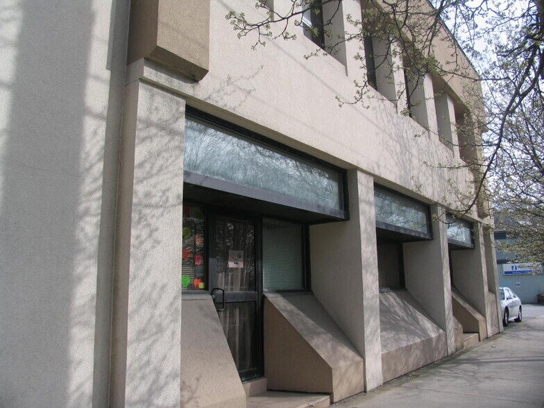 More Photos Of 845 N Main St, Providence Medical For Sale