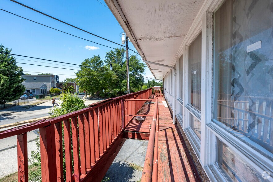 More Photos Of 601 Eastern Ave NE, Capitol Heights Medical For Sale