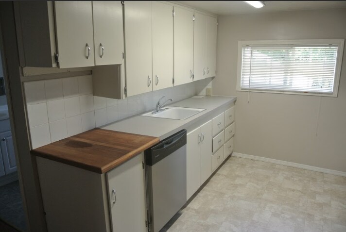More Photos Of 1818 W 8th Ave, Spokane Apartments For Sale