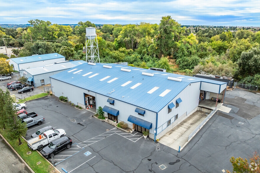 More Photos Of 160 Flocchini Cir, Lincoln Warehouse For Lease