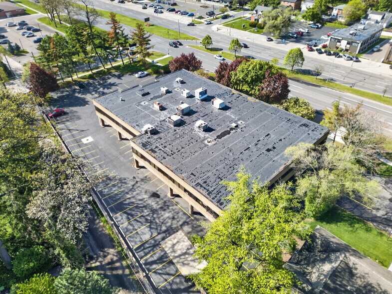 More Photos Of 26622 Woodward Ave, Royal Oak Office For Lease