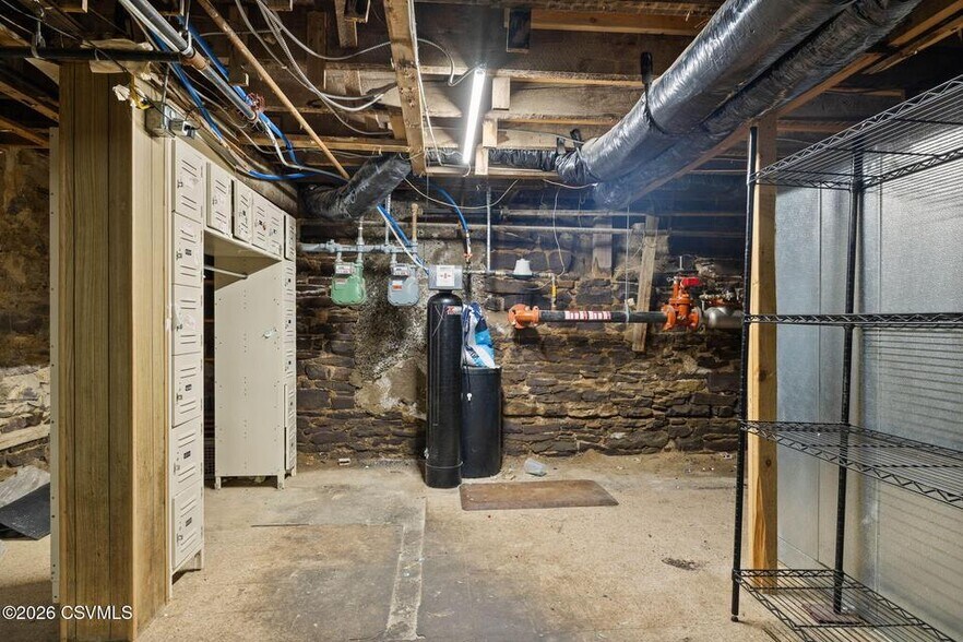 More Photos Of 494 Mill St, Danville Storefront For Lease