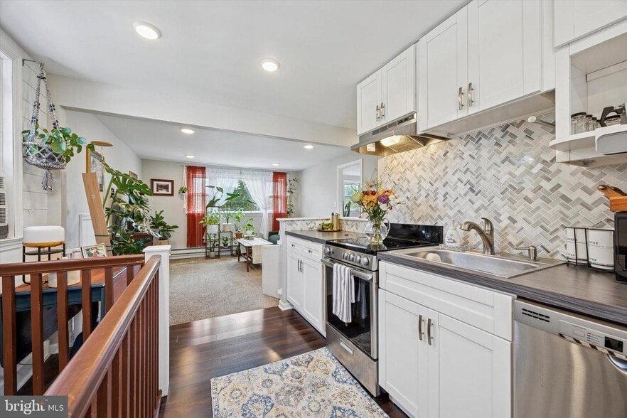 More Photos Of 413 N Pine St, Langhorne Apartments For Sale