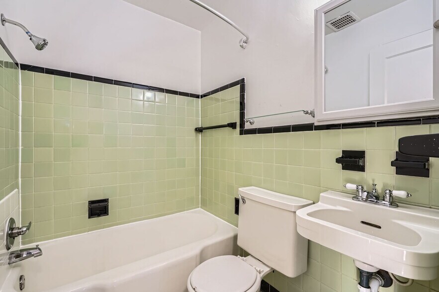 More Photos Of 1475 Cherry St, Denver Apartments For Sale
