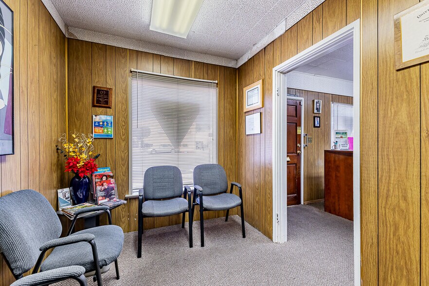 More Photos Of 9130 Las Tunas Dr, Temple City Storefront Retail Office For Sale