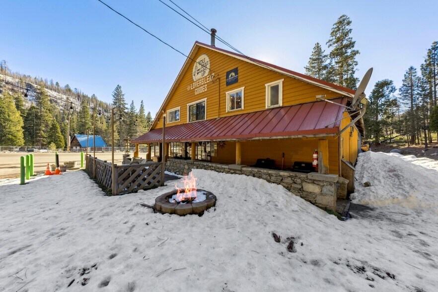 More Photos Of 17481 Highway 50, Twin Bridges General Retail For Sale
