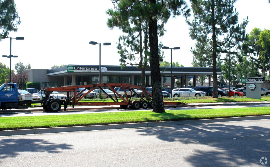 More Photos Of 10385 Central Ave, Montclair Auto Dealership For Sale