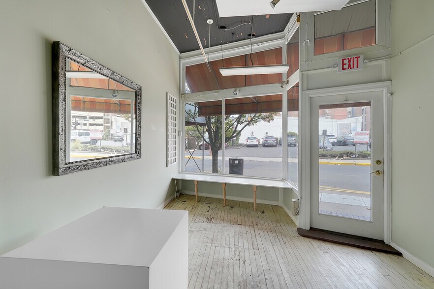 Primary Photo Of 5 Wharf Ave, Red Bank General Retail For Lease