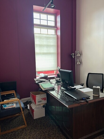 More Photos Of 79 Warren St, Glens Falls Apartments For Lease