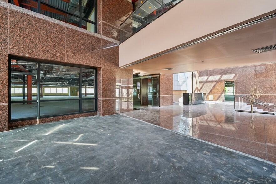 More Photos Of 1000 Sylvan Ave, Englewood Cliffs Office For Sale