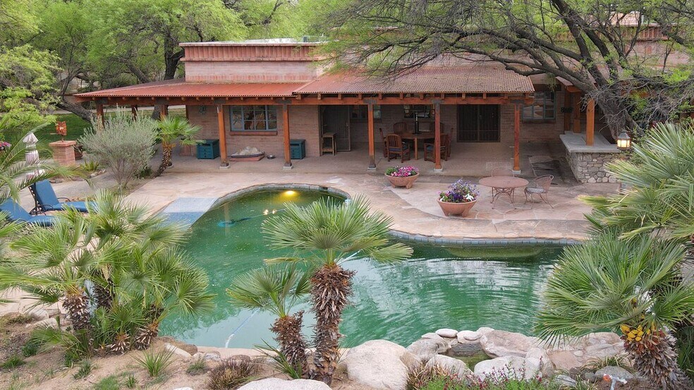 More Photos Of 13105 E Placita Las Avenas, Tucson Horse Stables For Sale