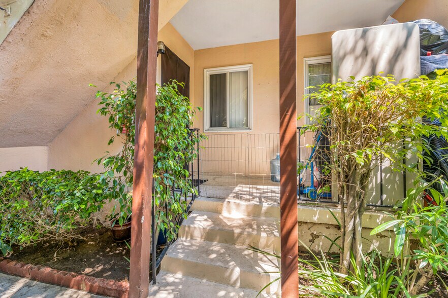 More Photos Of 8144 Sepulveda Pl, Panorama City Apartments For Sale