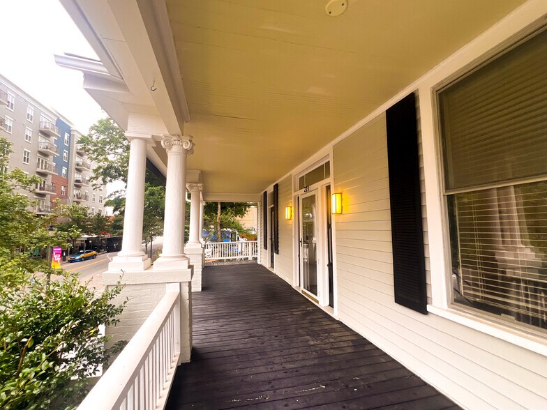 More Photos Of 221 Glenwood Ave, Raleigh Office For Sale