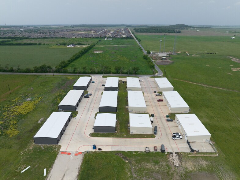 More Photos Of 4687 Johnson Ln, Argyle Warehouse For Lease