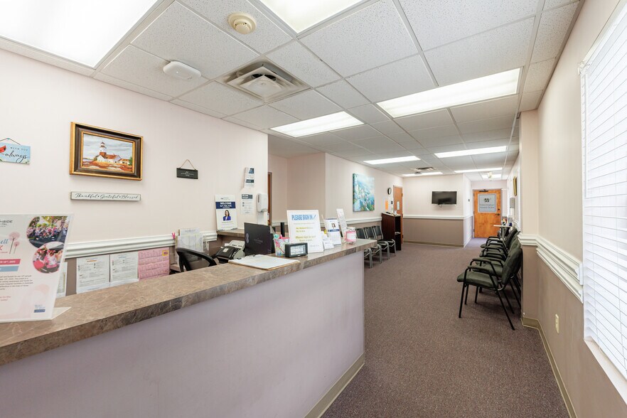 More Photos Of 111 Lee Byrd Rd, Loganville Medical For Sale