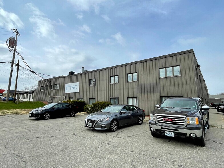 More Photos Of 249 Western Ave, Augusta Office For Sale