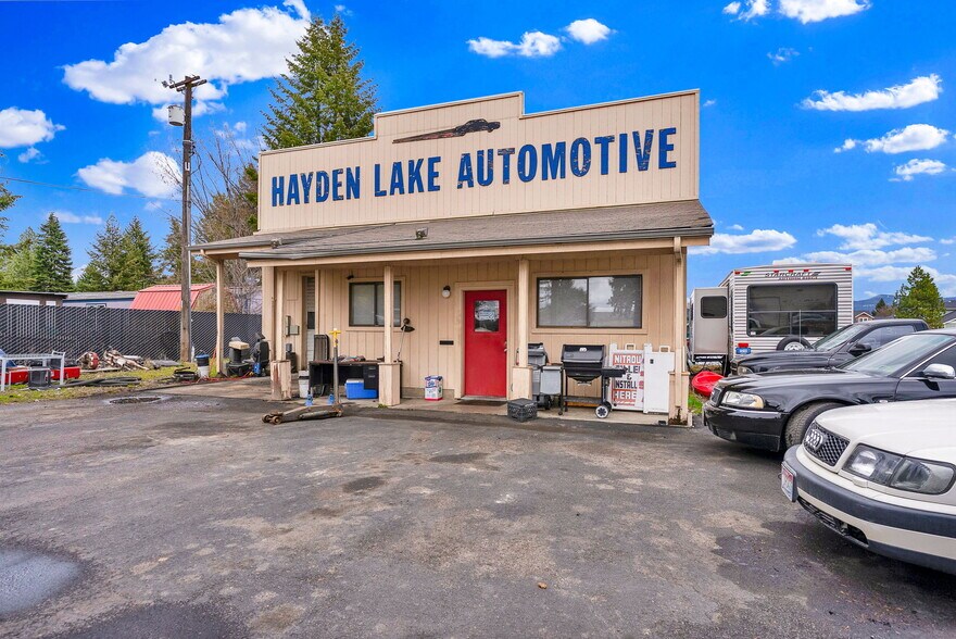 More Photos Of 11370 N Government Way, Hayden General Retail For Sale