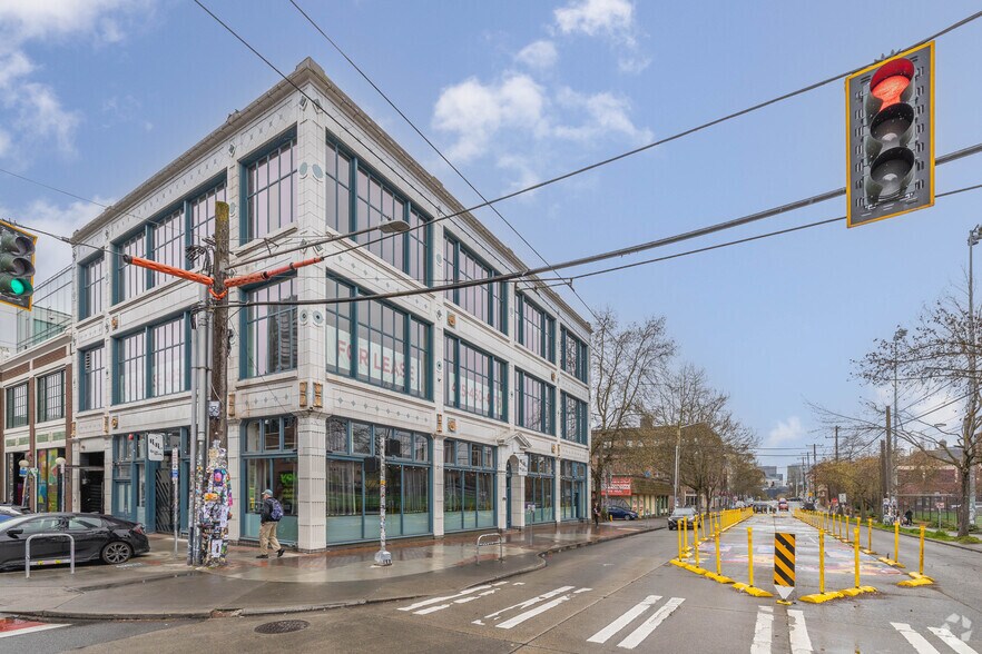 More Photos Of 1021 E Pine St, Seattle Office For Lease