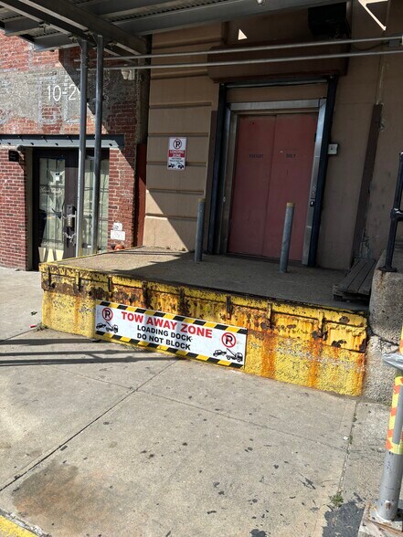 More Photos Of 44-02 11th St, Long Island City Warehouse For Lease