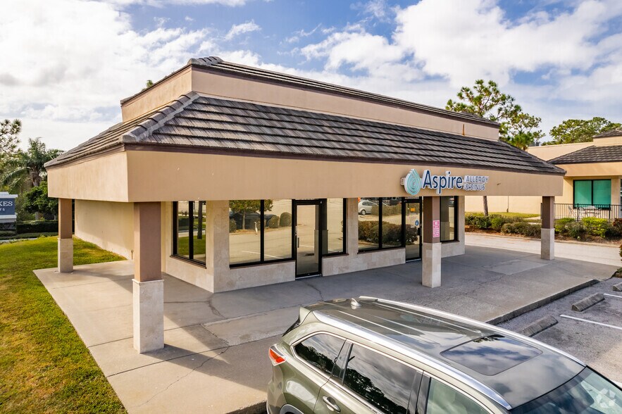 More Photos Of 31918 US Highway 19 N, Palm Harbor Unknown For Lease