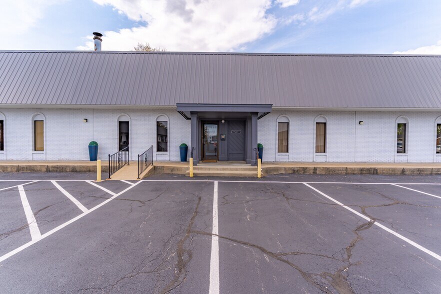 More Photos Of 2816 Veach Rd, Owensboro Medical For Sale
