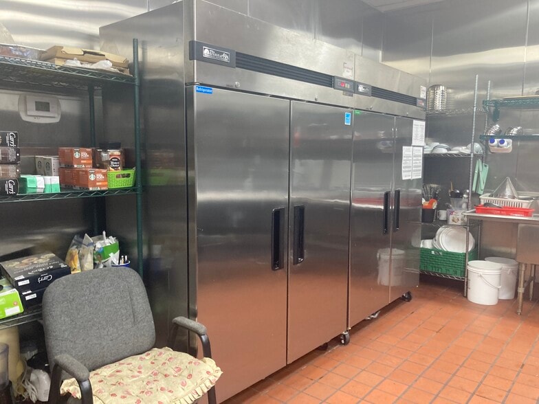 More Photos Of 2211 Beaver Ruin Rd, Norcross Flex For Sale