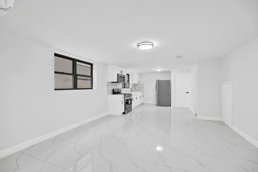 More Photos Of 3013 Brighton 5th St, Brooklyn Apartments For Sale