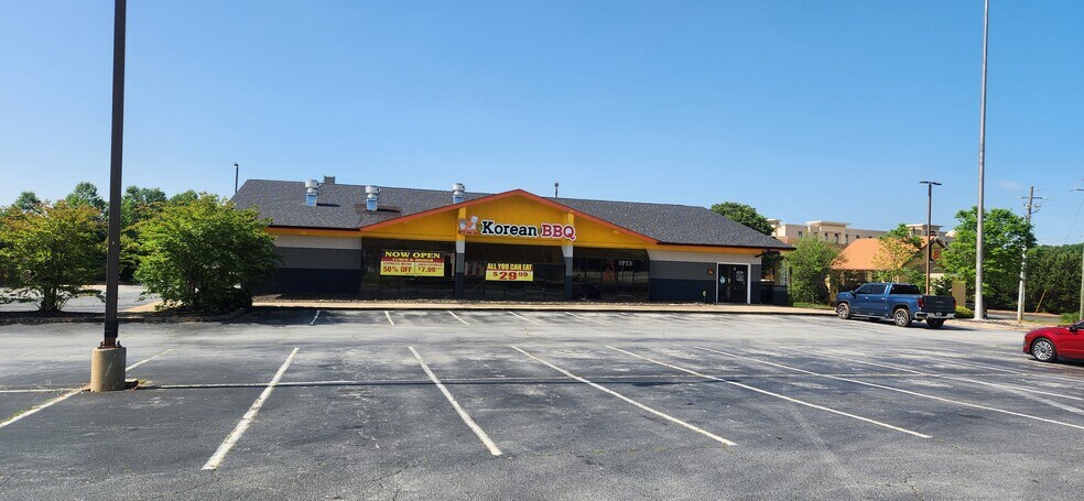 More Photos Of 14225 Jones St, Lavonia Restaurant For Lease