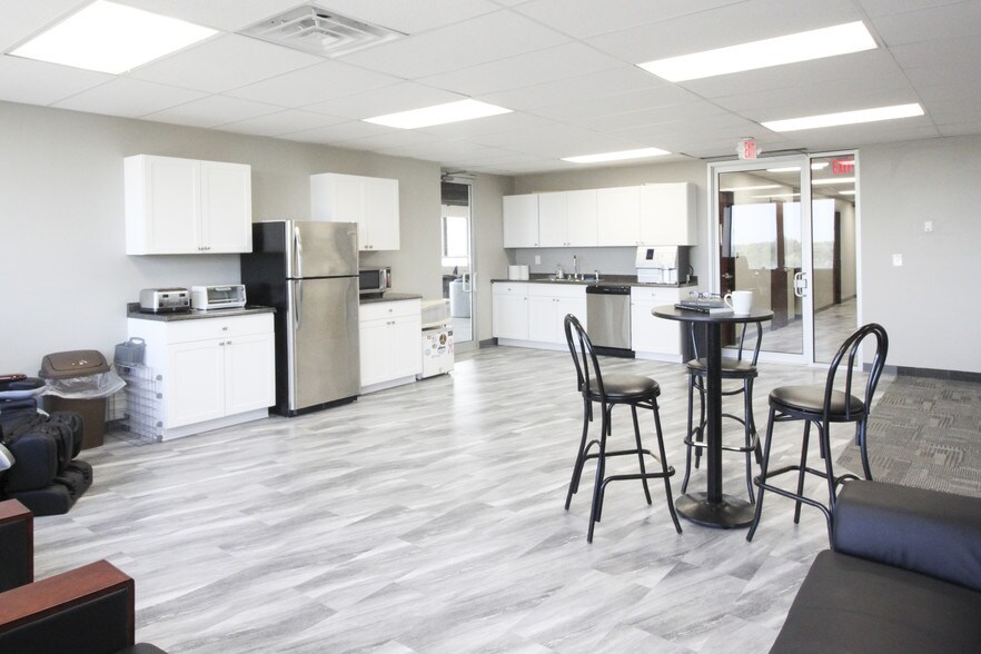 More Photos Of 27801 Euclid Ave, Euclid Office Residential For Lease