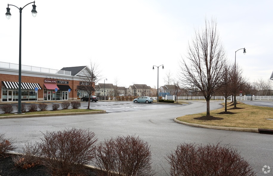 More Photos Of 5477-5511 New Albany Rd W, New Albany General Retail For Lease